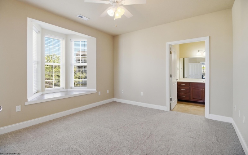 1211 Suncrest Village, Morgantown, West Virginia 26505, 2 Bedrooms Bedrooms, 6 Rooms Rooms,2 BathroomsBathrooms,Single Family Attached,For Sale,Suncrest,10164249