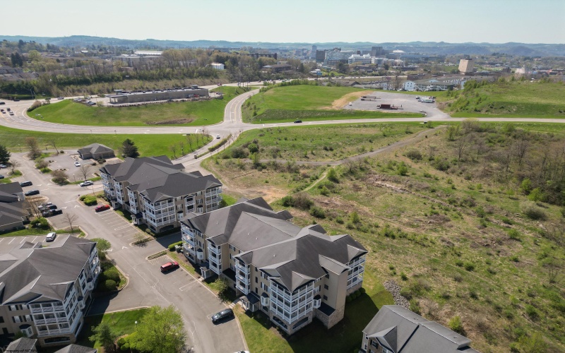 1211 Suncrest Village, Morgantown, West Virginia 26505, 2 Bedrooms Bedrooms, 6 Rooms Rooms,2 BathroomsBathrooms,Single Family Attached,For Sale,Suncrest,10164249