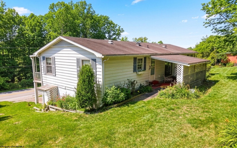 515 Suncrest Boulevard, Fairmont, West Virginia 26554, 3 Bedrooms Bedrooms, 6 Rooms Rooms,1 BathroomBathrooms,Single Family Detached,For Sale,Suncrest,10164247 515 Suncrest Boulevard, Fairmont, West Virginia 26554, 3 Bedrooms Bedrooms, 6 Rooms Rooms,1 BathroomBathrooms,Single Family Detached,For Sale,Suncrest,10164247