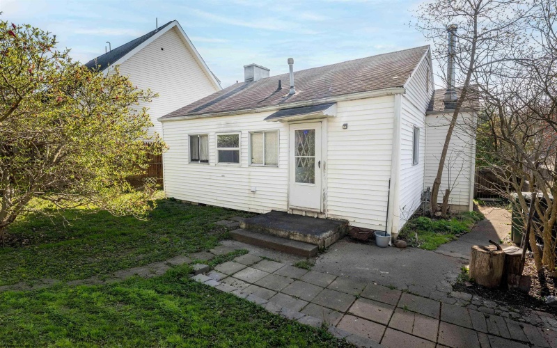 816 Madison Avenue, Morgantown, West Virginia 26501, 2 Bedrooms Bedrooms, 5 Rooms Rooms,1 BathroomBathrooms,Single Family Detached,For Sale,Madison,10164256