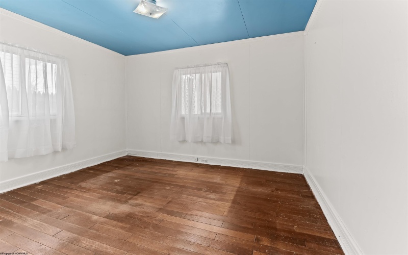 816 Madison Avenue, Morgantown, West Virginia 26501, 2 Bedrooms Bedrooms, 5 Rooms Rooms,1 BathroomBathrooms,Single Family Detached,For Sale,Madison,10164256