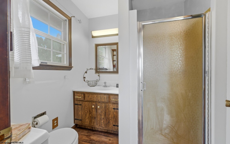 15 Main Street, Westover, West Virginia 26501, 4 Bedrooms Bedrooms, 8 Rooms Rooms,3 BathroomsBathrooms,Single Family Detached,For Sale,Main,10164253