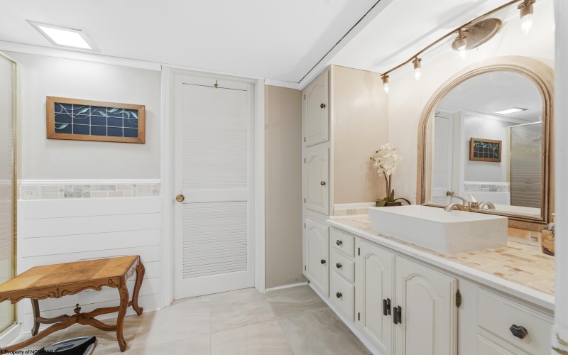 15 Main Street, Westover, West Virginia 26501, 4 Bedrooms Bedrooms, 8 Rooms Rooms,3 BathroomsBathrooms,Single Family Detached,For Sale,Main,10164253