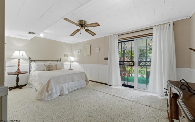 15 Main Street, Westover, West Virginia 26501, 4 Bedrooms Bedrooms, 8 Rooms Rooms,3 BathroomsBathrooms,Single Family Detached,For Sale,Main,10164253