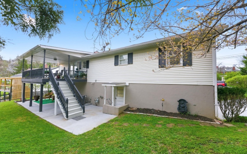 15 Main Street, Westover, West Virginia 26501, 4 Bedrooms Bedrooms, 8 Rooms Rooms,3 BathroomsBathrooms,Single Family Detached,For Sale,Main,10164253