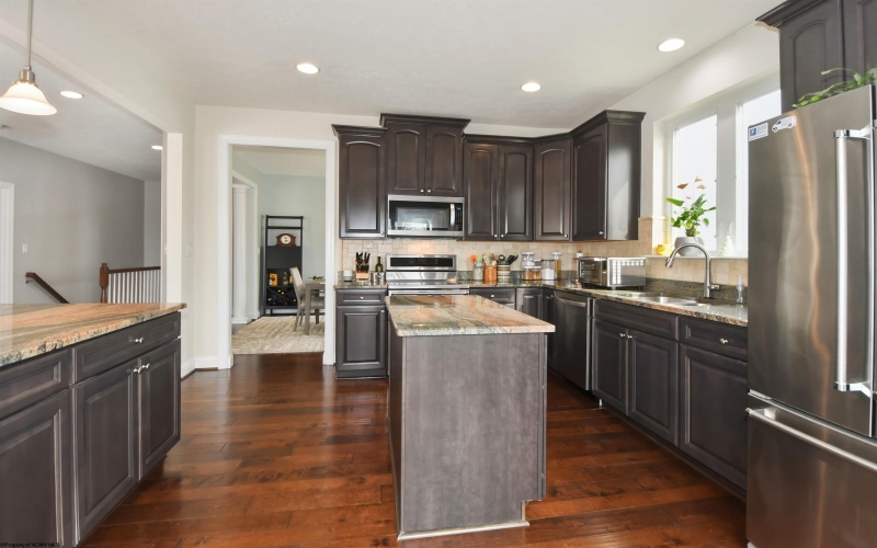 104 Caddie Court, Maidsville, West Virginia 26541, 4 Bedrooms Bedrooms, 9 Rooms Rooms,3 BathroomsBathrooms,Single Family Detached,For Sale,Caddie,10164251