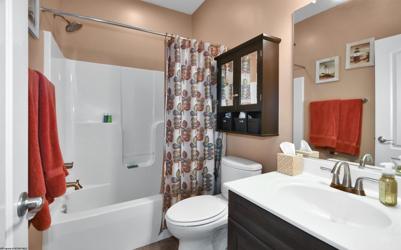 104 Caddie Court, Maidsville, West Virginia 26541, 4 Bedrooms Bedrooms, 9 Rooms Rooms,3 BathroomsBathrooms,Single Family Detached,For Sale,Caddie,10164251