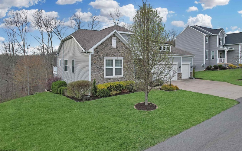 104 Caddie Court, Maidsville, West Virginia 26541, 4 Bedrooms Bedrooms, 9 Rooms Rooms,3 BathroomsBathrooms,Single Family Detached,For Sale,Caddie,10164251