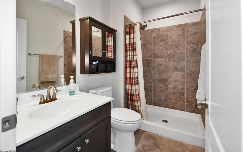 104 Caddie Court, Maidsville, West Virginia 26541, 4 Bedrooms Bedrooms, 9 Rooms Rooms,3 BathroomsBathrooms,Single Family Detached,For Sale,Caddie,10164251