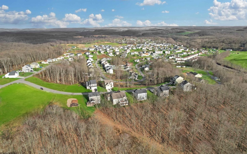 104 Caddie Court, Maidsville, West Virginia 26541, 4 Bedrooms Bedrooms, 9 Rooms Rooms,3 BathroomsBathrooms,Single Family Detached,For Sale,Caddie,10164251