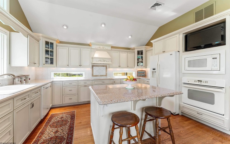 1348 Anderson Avenue, Morgantown, West Virginia 26505, 3 Bedrooms Bedrooms, 8 Rooms Rooms,3 BathroomsBathrooms,Single Family Detached,For Sale,Anderson,10164260