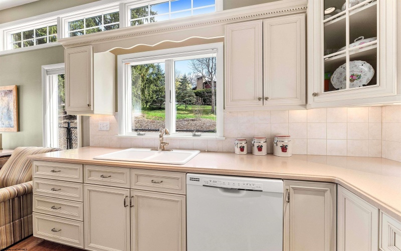 1348 Anderson Avenue, Morgantown, West Virginia 26505, 3 Bedrooms Bedrooms, 8 Rooms Rooms,3 BathroomsBathrooms,Single Family Detached,For Sale,Anderson,10164260