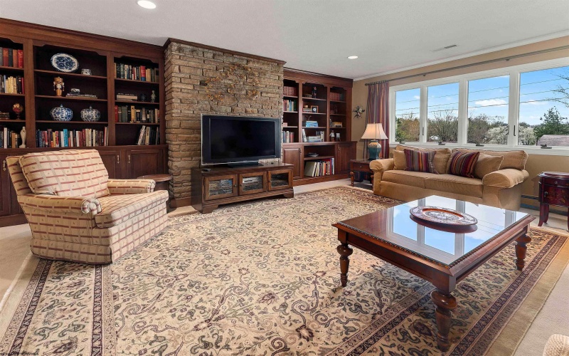 1348 Anderson Avenue, Morgantown, West Virginia 26505, 3 Bedrooms Bedrooms, 8 Rooms Rooms,3 BathroomsBathrooms,Single Family Detached,For Sale,Anderson,10164260