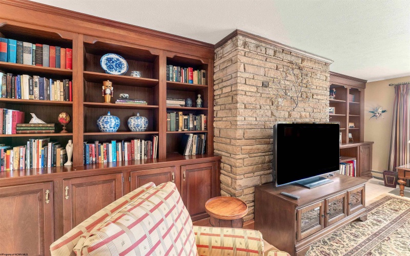 1348 Anderson Avenue, Morgantown, West Virginia 26505, 3 Bedrooms Bedrooms, 8 Rooms Rooms,3 BathroomsBathrooms,Single Family Detached,For Sale,Anderson,10164260