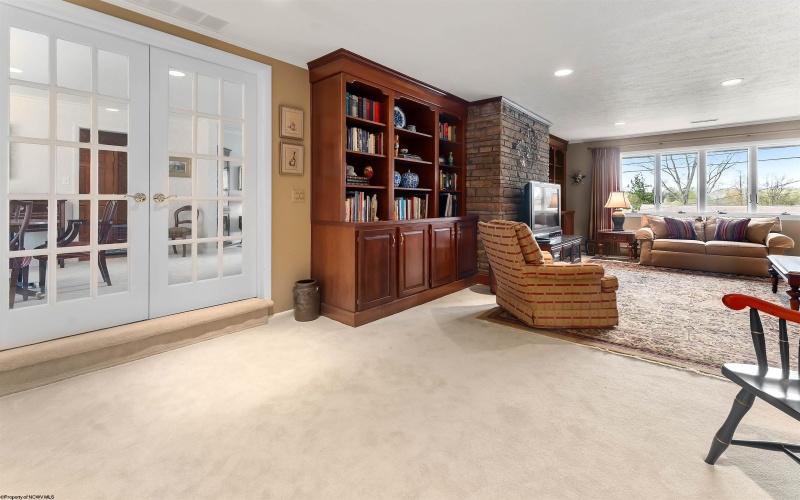 1348 Anderson Avenue, Morgantown, West Virginia 26505, 3 Bedrooms Bedrooms, 8 Rooms Rooms,3 BathroomsBathrooms,Single Family Detached,For Sale,Anderson,10164260