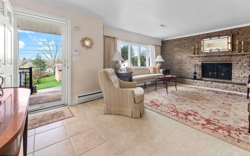 1348 Anderson Avenue, Morgantown, West Virginia 26505, 3 Bedrooms Bedrooms, 8 Rooms Rooms,3 BathroomsBathrooms,Single Family Detached,For Sale,Anderson,10164260