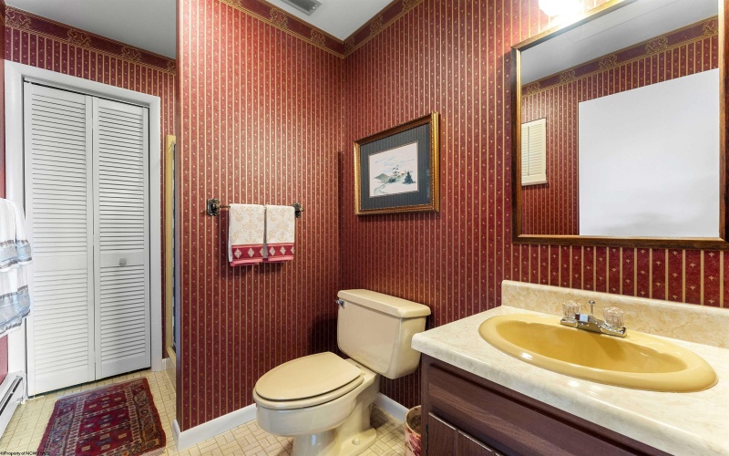 1348 Anderson Avenue, Morgantown, West Virginia 26505, 3 Bedrooms Bedrooms, 8 Rooms Rooms,3 BathroomsBathrooms,Single Family Detached,For Sale,Anderson,10164260