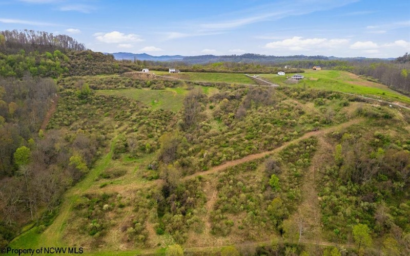 1722 Barbour Pike, Mount Clare, West Virginia 26301, 1 Bedroom Bedrooms, 4 Rooms Rooms,1 BathroomBathrooms,Single Family Detached,For Sale,Barbour,10164254