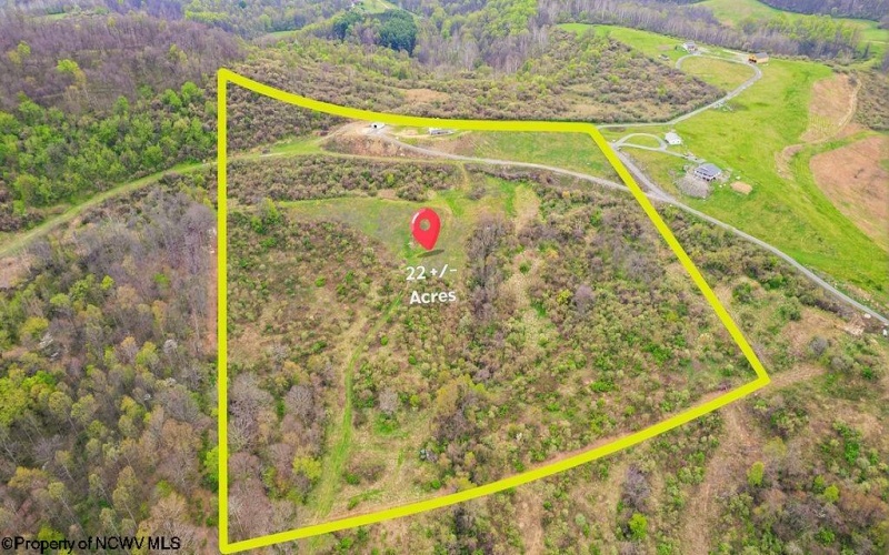 1722 Barbour Pike, Mount Clare, West Virginia 26301, 1 Bedroom Bedrooms, 4 Rooms Rooms,1 BathroomBathrooms,Single Family Detached,For Sale,Barbour,10164254