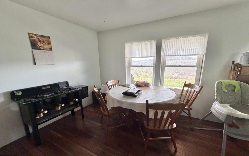 1722 Barbour Pike, Mount Clare, West Virginia 26301, 1 Bedroom Bedrooms, 4 Rooms Rooms,1 BathroomBathrooms,Single Family Detached,For Sale,Barbour,10164254