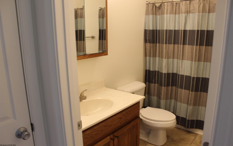 224 Meadow Ponds Lane, Maidsville, West Virginia 26541, 3 Bedrooms Bedrooms, 9 Rooms Rooms,2 BathroomsBathrooms,Single Family Detached,For Sale,Meadow Ponds,10164258