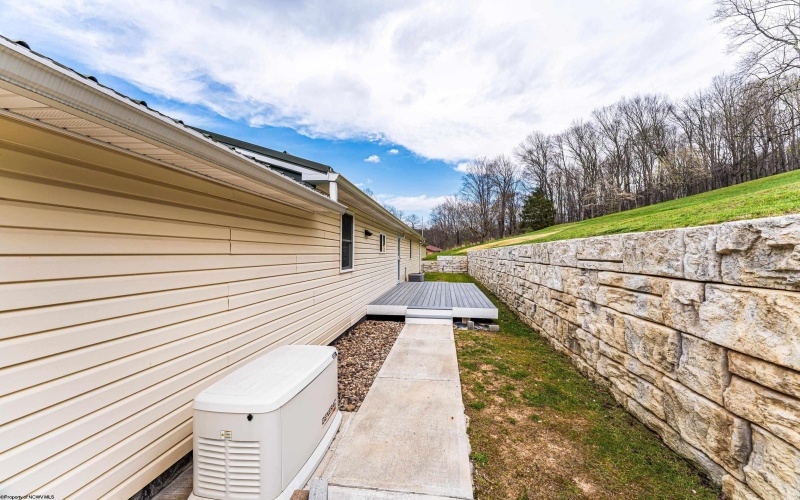 271 Statler Run Road, Fairview, West Virginia 26570-9999, 3 Bedrooms Bedrooms, 6 Rooms Rooms,2 BathroomsBathrooms,Single Family Detached,For Sale,Statler Run,10164259