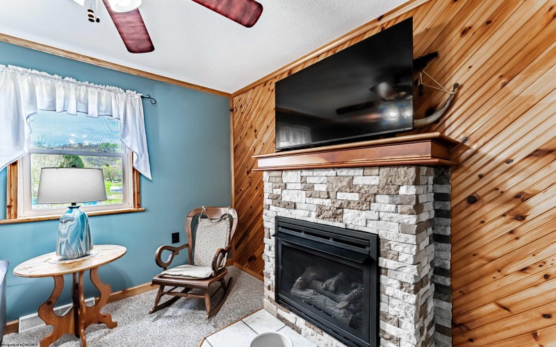 271 Statler Run Road, Fairview, West Virginia 26570-9999, 3 Bedrooms Bedrooms, 6 Rooms Rooms,2 BathroomsBathrooms,Single Family Detached,For Sale,Statler Run,10164259