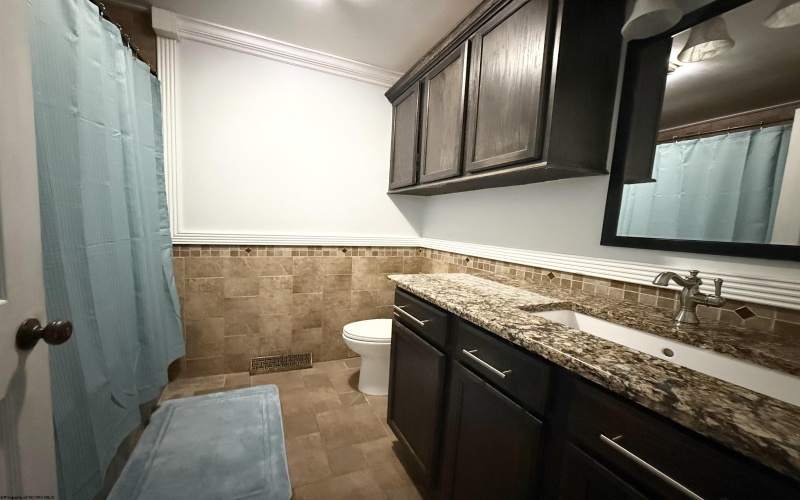 189 Meadow View Lane, Morgantown, West Virginia 26508, 3 Bedrooms Bedrooms, 8 Rooms Rooms,2 BathroomsBathrooms,Single Family Detached,For Sale,Meadow View,10164252