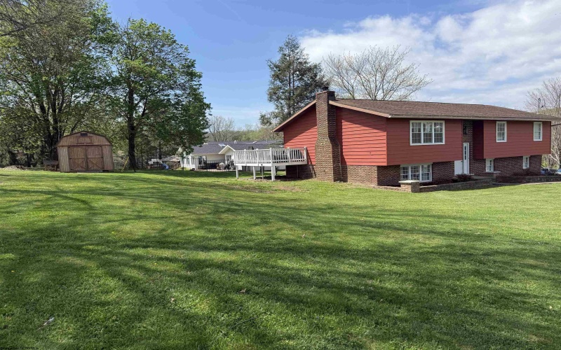 189 Meadow View Lane, Morgantown, West Virginia 26508, 3 Bedrooms Bedrooms, 8 Rooms Rooms,2 BathroomsBathrooms,Single Family Detached,For Sale,Meadow View,10164252