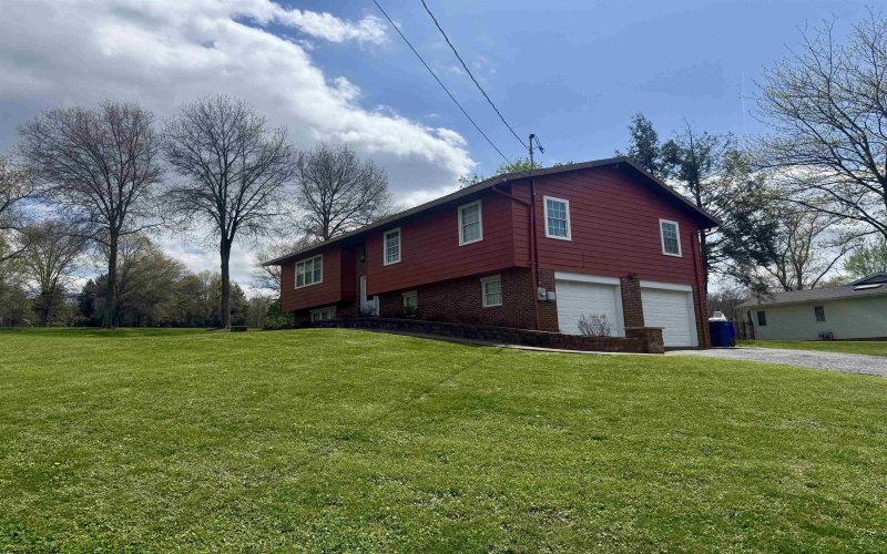 189 Meadow View Lane, Morgantown, West Virginia 26508, 3 Bedrooms Bedrooms, 8 Rooms Rooms,2 BathroomsBathrooms,Single Family Detached,For Sale,Meadow View,10164252