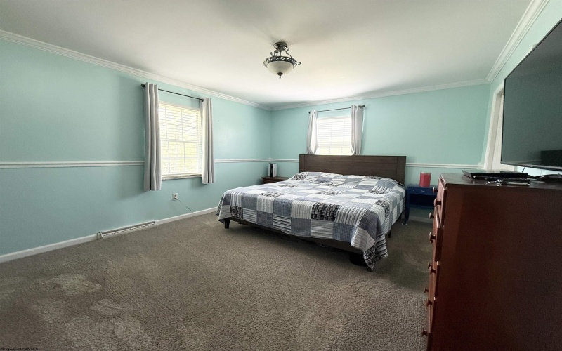 189 Meadow View Lane, Morgantown, West Virginia 26508, 3 Bedrooms Bedrooms, 8 Rooms Rooms,2 BathroomsBathrooms,Single Family Detached,For Sale,Meadow View,10164252