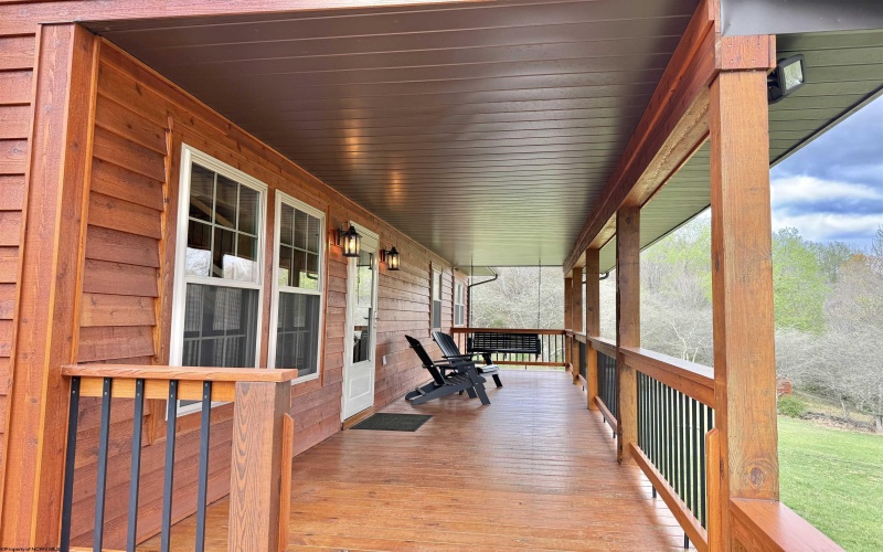 310 Hawthorne Point, Dryfork, West Virginia 26263, 3 Bedrooms Bedrooms, 13 Rooms Rooms,2 BathroomsBathrooms,Single Family Detached,For Sale,Hawthorne,10164263