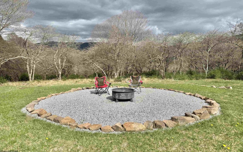 310 Hawthorne Point, Dryfork, West Virginia 26263, 3 Bedrooms Bedrooms, 13 Rooms Rooms,2 BathroomsBathrooms,Single Family Detached,For Sale,Hawthorne,10164263