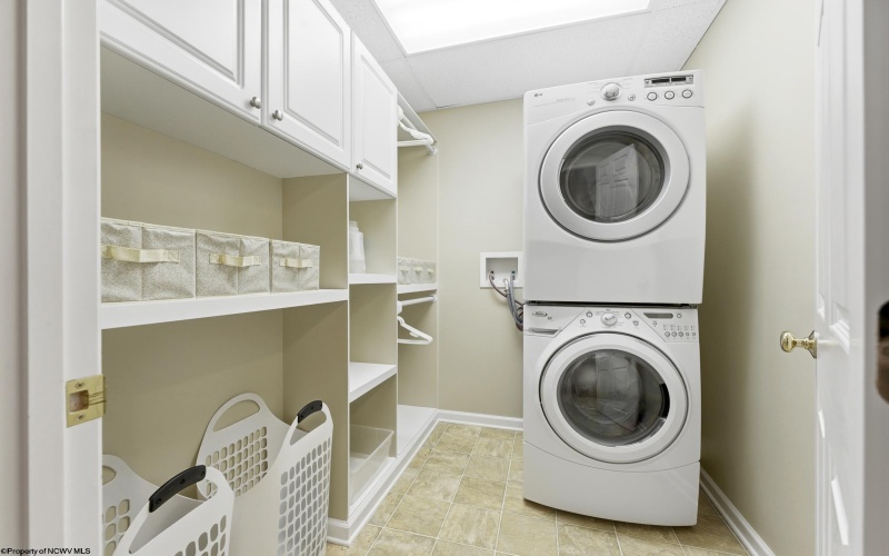 267 Hanalei Drive, Morgantown, West Virginia 26508, 3 Bedrooms Bedrooms, 7 Rooms Rooms,3 BathroomsBathrooms,Single Family Detached,For Sale,Hanalei,10164261