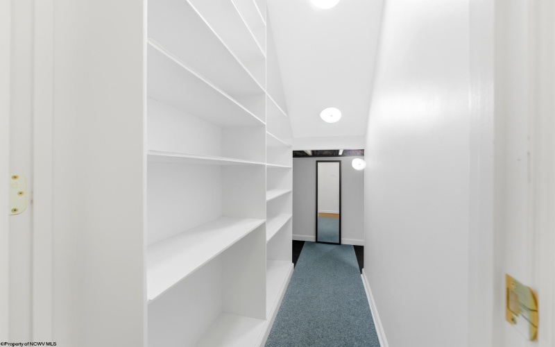 267 Hanalei Drive, Morgantown, West Virginia 26508, 3 Bedrooms Bedrooms, 7 Rooms Rooms,3 BathroomsBathrooms,Single Family Detached,For Sale,Hanalei,10164261