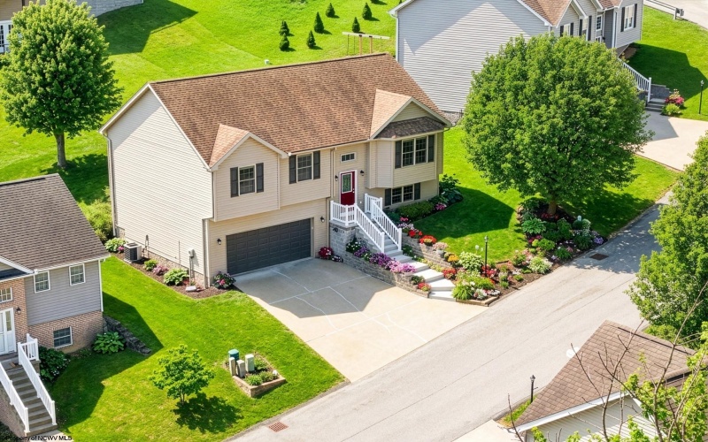 267 Hanalei Drive, Morgantown, West Virginia 26508, 3 Bedrooms Bedrooms, 7 Rooms Rooms,3 BathroomsBathrooms,Single Family Detached,For Sale,Hanalei,10164261