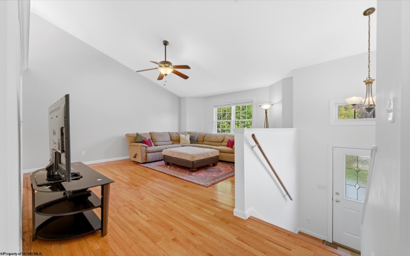 267 Hanalei Drive, Morgantown, West Virginia 26508, 3 Bedrooms Bedrooms, 7 Rooms Rooms,3 BathroomsBathrooms,Single Family Detached,For Sale,Hanalei,10164261