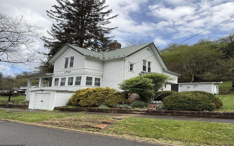 97 High Street, Philippi, West Virginia 26416, 3 Bedrooms Bedrooms, 7 Rooms Rooms,2 BathroomsBathrooms,Single Family Detached,For Sale,High,10164264 97 High Street, Philippi, West Virginia 26416, 3 Bedrooms Bedrooms, 7 Rooms Rooms,2 BathroomsBathrooms,Single Family Detached,For Sale,High,10164264