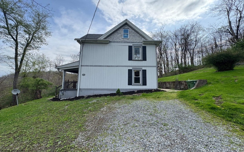 224 Bretz Street, Morgantown, West Virginia 26505, 3 Bedrooms Bedrooms, 6 Rooms Rooms,1 BathroomBathrooms,Single Family Detached,For Sale,Bretz,10164265 224 Bretz Street, Morgantown, West Virginia 26505, 3 Bedrooms Bedrooms, 6 Rooms Rooms,1 BathroomBathrooms,Single Family Detached,For Sale,Bretz,10164265