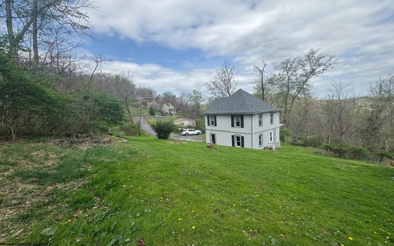 224 Bretz Street, Morgantown, West Virginia 26505, 3 Bedrooms Bedrooms, 6 Rooms Rooms,1 BathroomBathrooms,Single Family Detached,For Sale,Bretz,10164265 224 Bretz Street, Morgantown, West Virginia 26505, 3 Bedrooms Bedrooms, 6 Rooms Rooms,1 BathroomBathrooms,Single Family Detached,For Sale,Bretz,10164265