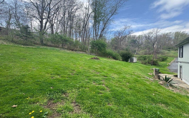 224 Bretz Street, Morgantown, West Virginia 26505, 3 Bedrooms Bedrooms, 6 Rooms Rooms,1 BathroomBathrooms,Single Family Detached,For Sale,Bretz,10164265 224 Bretz Street, Morgantown, West Virginia 26505, 3 Bedrooms Bedrooms, 6 Rooms Rooms,1 BathroomBathrooms,Single Family Detached,For Sale,Bretz,10164265