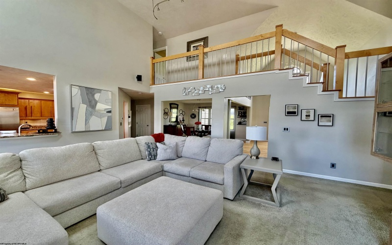 20 Allen Circle, Fairmont, West Virginia 26554, 5 Bedrooms Bedrooms, 14 Rooms Rooms,3 BathroomsBathrooms,Single Family Detached,For Sale,Allen,10164262