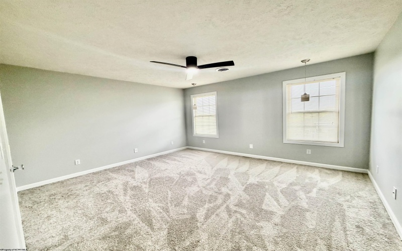 20 Allen Circle, Fairmont, West Virginia 26554, 5 Bedrooms Bedrooms, 14 Rooms Rooms,3 BathroomsBathrooms,Single Family Detached,For Sale,Allen,10164262