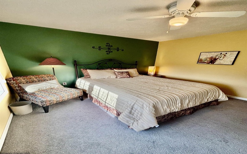 20 Allen Circle, Fairmont, West Virginia 26554, 5 Bedrooms Bedrooms, 14 Rooms Rooms,3 BathroomsBathrooms,Single Family Detached,For Sale,Allen,10164262