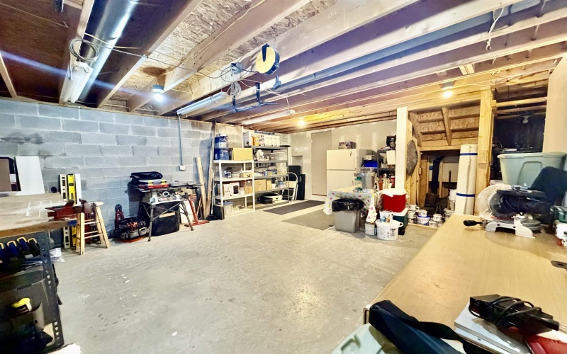 20 Allen Circle, Fairmont, West Virginia 26554, 5 Bedrooms Bedrooms, 14 Rooms Rooms,3 BathroomsBathrooms,Single Family Detached,For Sale,Allen,10164262