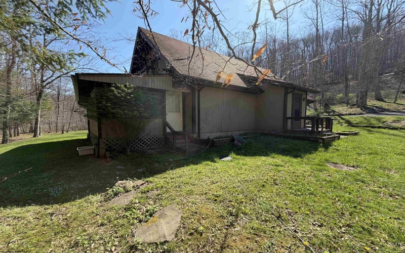 3940 Buckhannon Pike, Coalton, West Virginia 26257, 3 Bedrooms Bedrooms, 9 Rooms Rooms,2 BathroomsBathrooms,Single Family Detached,For Sale,Buckhannon,10164274 3940 Buckhannon Pike, Coalton, West Virginia 26257, 3 Bedrooms Bedrooms, 9 Rooms Rooms,2 BathroomsBathrooms,Single Family Detached,For Sale,Buckhannon,10164274