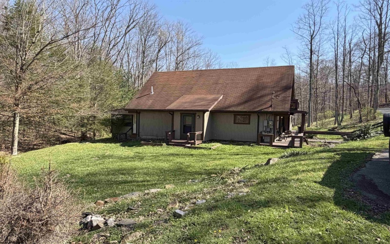 3940 Buckhannon Pike, Coalton, West Virginia 26257, 3 Bedrooms Bedrooms, 9 Rooms Rooms,2 BathroomsBathrooms,Single Family Detached,For Sale,Buckhannon,10164274 3940 Buckhannon Pike, Coalton, West Virginia 26257, 3 Bedrooms Bedrooms, 9 Rooms Rooms,2 BathroomsBathrooms,Single Family Detached,For Sale,Buckhannon,10164274