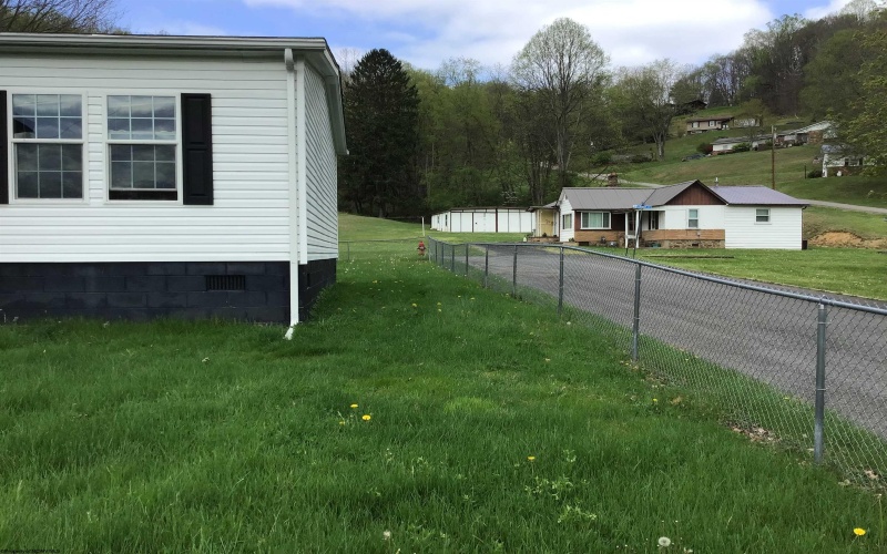 407 Gall Street, Philippi, West Virginia 26416, 3 Bedrooms Bedrooms, 5 Rooms Rooms,2 BathroomsBathrooms,Single Family Detached,For Sale,Gall,10164271