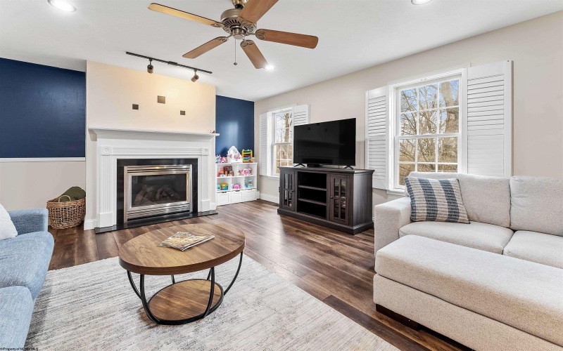 21 Oakton Drive, Morgantown, West Virginia 26508, 3 Bedrooms Bedrooms, 11 Rooms Rooms,3 BathroomsBathrooms,Single Family Detached,For Sale,Oakton,10164273 21 Oakton Drive, Morgantown, West Virginia 26508, 3 Bedrooms Bedrooms, 11 Rooms Rooms,3 BathroomsBathrooms,Single Family Detached,For Sale,Oakton,10164273