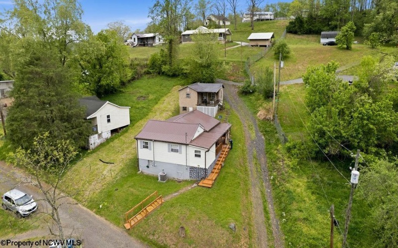 115 Virginia Street, Gassaway, West Virginia 26624, 3 Bedrooms Bedrooms, 7 Rooms Rooms,1 BathroomBathrooms,Single Family Detached,For Sale,Virginia,10164272